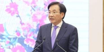 Bộ trưởng, Chủ nhiệm Văn phòng Chính phủ Trần Văn Sơn, Người phát ngôn của Chính phủ, chủ trì họp báo Chính phủ thường kỳ tháng 1/2026 - Ảnh: VGP