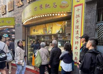 Customers flock to bid farewell to Hong Kong’s 80-year-old Honolulu Coffee Shop