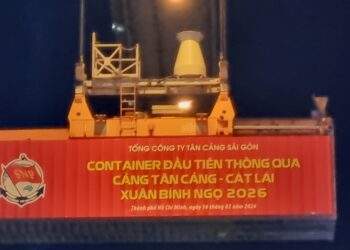 Đêm giao thừa, Binh đoàn 20 phát lệnh làm hàng đầu xuân Bính Ngọ tại Cảng Tân Cảng Cát Lái