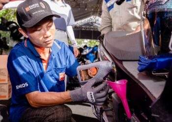 Sản phẩm dầu nhớt ENEOS là sự lựa chọn của nhiều cửa hàng sửa chữa xe máy, gara trên cả nước. Ảnh: ENEOS.