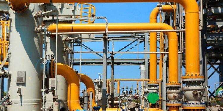 Hoạt động chuyển đổi xanh gia tăng, nhu cầu tiêu thụ khí thiên nhiên khởi sắc