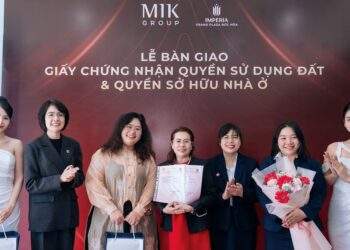 Imperia Grand Plaza Đức Hòa bàn giao sổ hồng cho gần 50 khách hàng