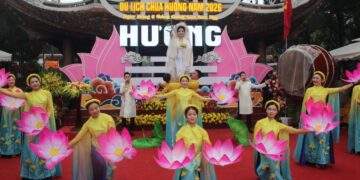 Khai hội Chùa Hương 2026: Mùa hành hương rộn ràng khởi sắc