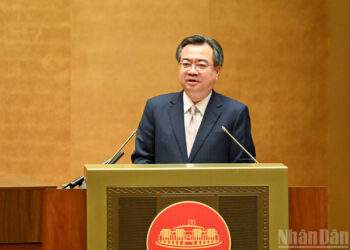 Ủy viên Bộ Chính trị, Bí thư Trung ương Đảng, Trưởng ban Chính sách, chiến lược Trung ương Nguyễn Thanh Nghị đã trình bày chuyên đề “Nội dung trọng tâm, cốt lõi của Nghị quyết số 79-NQ/TW, ngày 6/1/2026 của Bộ Chính trị về phát triển kinh tế nhà nước”. Ảnh: Nhân Dân