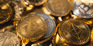 Loạt ông lớn 'rót' nghìn tỷ vào sàn giao dịch tài sản mã hóa, riêng một cái tên rút lui