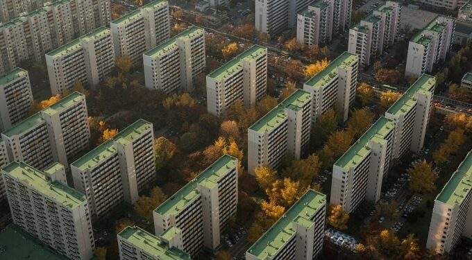 Lottery jackpot winners cannot afford apartment in Seoul