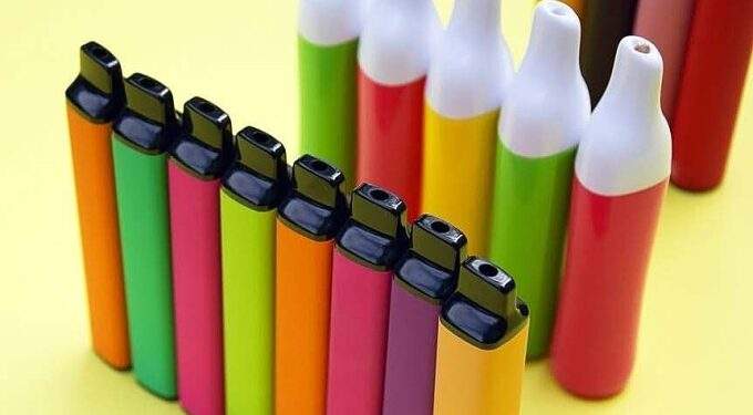 Malaysian duo arrested after 36,000 illegal vapes hidden in cosmetics shipment at Singapore checkpoint