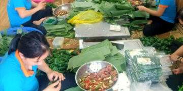 Nem chua Thanh Hóa 'cháy hàng', giá tăng gấp đôi ngày cận Tết vẫn không đủ bán