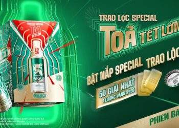 Người Việt trọng quà tết vì trao quà là cách gìn giữ kết nối qua thế hệ