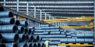 Sản lượng kỷ lục tương đương 500 tòa Landmark 81, xây nhà máy thép đường sắt cao tốc duy nhất của Đông Nam Á