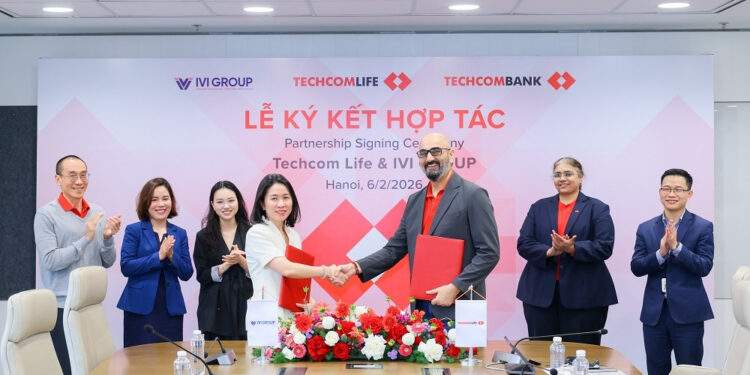 Techcombank, Techcom Life và IVI Group hợp tác nâng cao trải nghiệm khách hàng