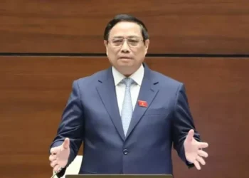 Thủ tướng Phạm Minh Chính cùng hai Phó Thủ tướng nhận thêm nhiệm vụ mới