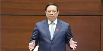 Thủ tướng Phạm Minh Chính cùng hai Phó Thủ tướng nhận thêm nhiệm vụ mới