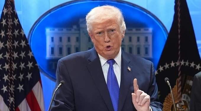 Trump furious after Supreme Court upends his global tariffs, imposes new 10% levy