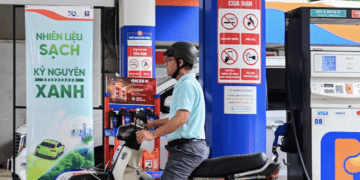 Trước giờ G, doanh nghiệp hiến kế giảm giá xăng sinh học E10