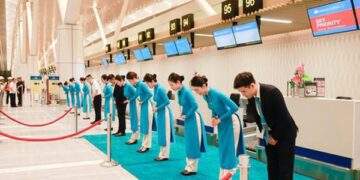 Vietnam Airlines mong được thông cảm