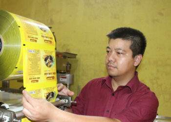 Bỏ phố thị về quê khởi nghiệp để giúp bà con dân tộc thiểu số tiêu thụ dược liệu