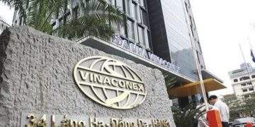 Cựu Chủ tịch Nguyễn Hữu Tới bị bắt liên quan tới sân bay Long Thành, cổ phiếu Vinaconex tăng trần 3 phiên