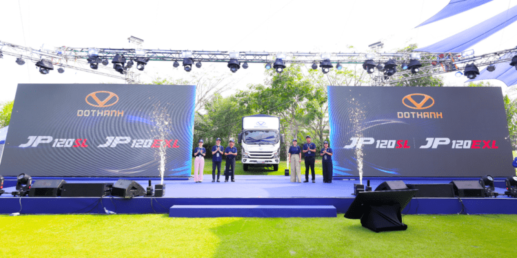 DOTHANH AUTO ra mắt xe tải mới, khởi đầu kỷ nguyên mới