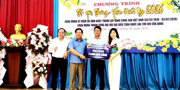 Doanh nghiệp, nhà hảo tâm chung tay chăm lo tết cho người nghèo ở Đồng Tháp