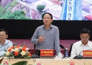 Đối thoại với Chủ tịch tỉnh Gia Lai, DN nêu loạt bất cập ở cửa khẩu