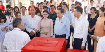 Dong Nai works to ensure workers cast vote on Election Day
