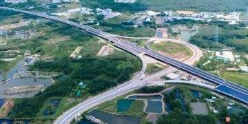 Dòng tiền đổ về mạnh, nhưng sức mua vẫn dồn vào trung tâm