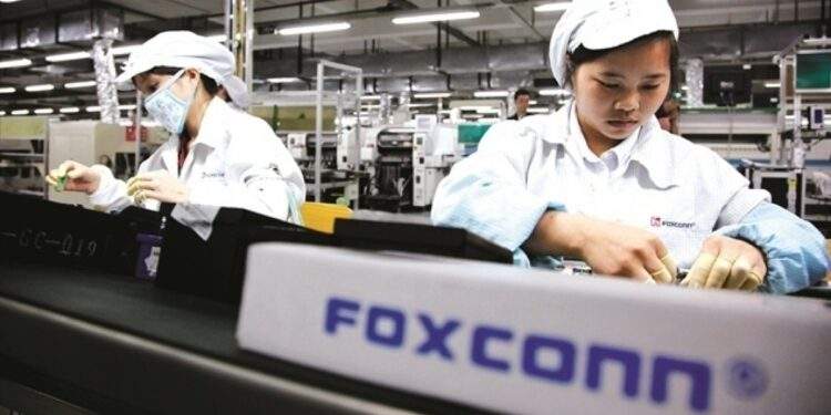 Foxconn pumps additional $287 million into Bac Ninh facility