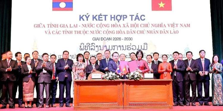 Gia Lai ký kết mở rộng hợp tác với 4 tỉnh Nam Lào