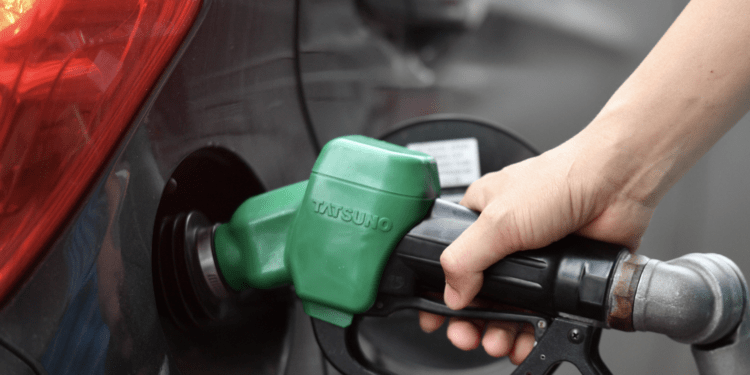 Giá dầu tăng vọt, diễn biến mới về thị trường xăng dầu trong nước