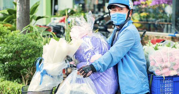 Giá hoa ngày 8-3 tăng mạnh, có loại gấp gần 10 lần