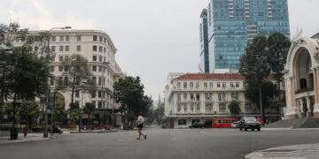 HCMC’s Dong Khoi Street again ranks among world’s 20 most expensive retail spots