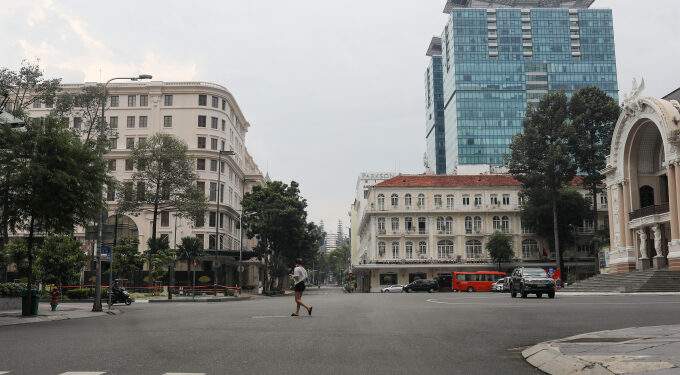 HCMC’s Dong Khoi Street again ranks among world’s 20 most expensive retail spots