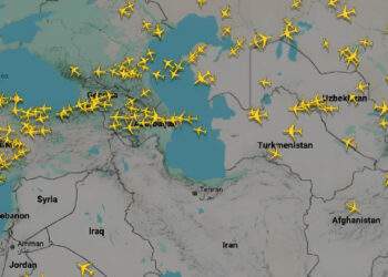 Hàng nghìn chuyến bay hủy, giá vé có thể tăng sốc