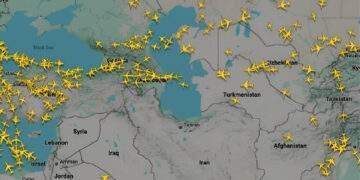 Hàng nghìn chuyến bay hủy, giá vé có thể tăng sốc