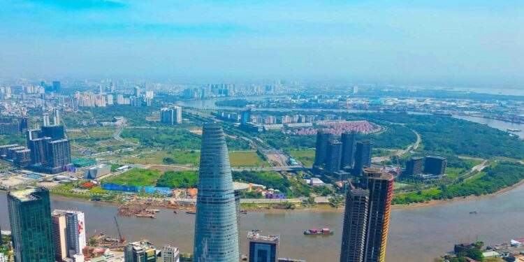 Ho Chi Minh City attracts nearly $980 million in FDI in early 2026