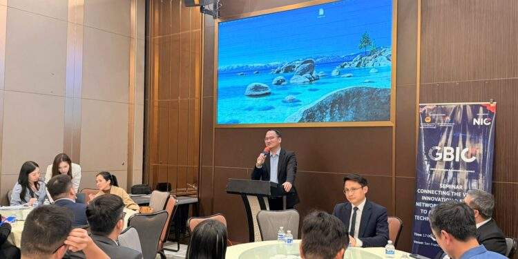 Tại tọa đàm, các chuyên gia đã chia sẻ về mô hình hợp tác giữa Việt Nam và Hoa Kỳ trong các lĩnh vực công nghệ chiến lược.