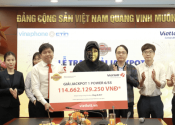 Kiên trì mua Vietlott 5 năm, trúng hơn 114 tỉ đồng