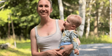 Mom leaves $95K-a-year job to sell baby sleep hats — now earns up to $90K a month