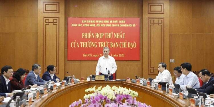 Phiên họp thứ nhất của Thường trực Ban Chỉ đạo Trung ương về phát triển khoa học, công nghệ, đổi mới sáng tạo và chuyển đổi số. Ảnh: TTXVN