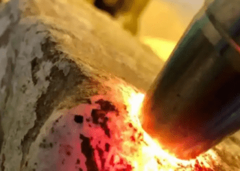 Sập bẫy livestream ‘cắt đá’, hàng trăm người mất trắng tiền tỷ