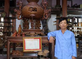 Tác phẩm gỗ được trả 3 tỷ vẫn không bán, nghệ nhân nói một câu gây bất ngờ