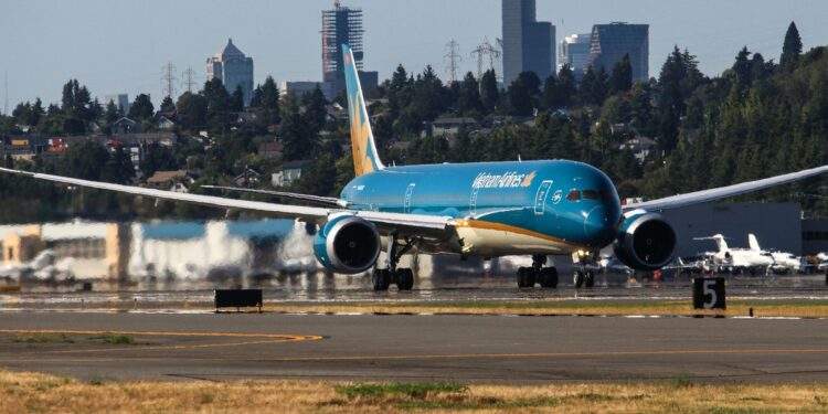 Vietnam Airlines chuẩn bị điều chỉnh mạng bay, kiểm soát chặt chi phí
