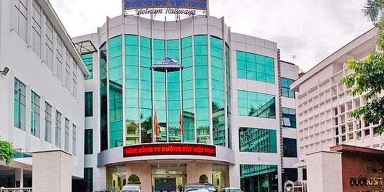 Vietnam Railways restructuring plans approved