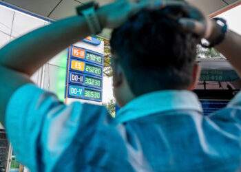 Vietnam fuel prices hit highest since 2022 as Middle East conflict chokes oil supply