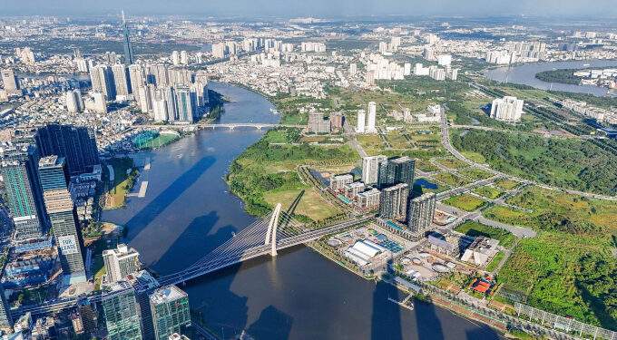 Vietnam pitches international financial center to San Francisco investors