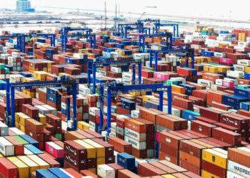 Vietnamese exporters face rising costs, delays as Middle East tensions disrupt Red Sea