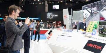 Viettel gắn với 6G và AI xuất hiện trên hàng loạt báo quốc tế