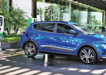 Xe điện và câu chuyện hạ tầng đô thị