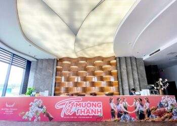 Xoe Thai dance takes centre stage at Muong Thanh Tet 2026